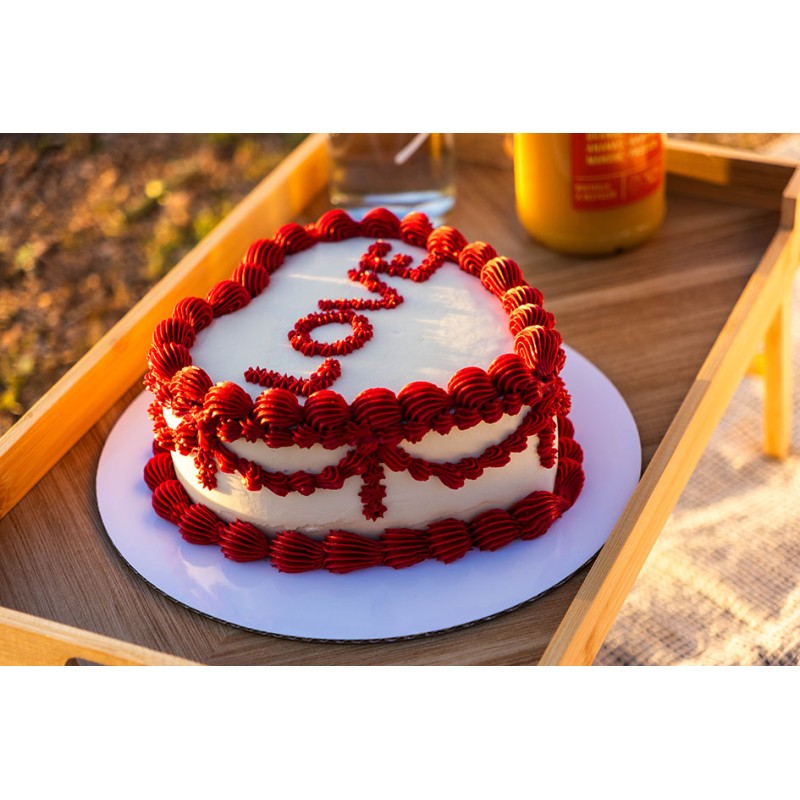 À la recherche du gâteau d'anniversaire À la recherche du gâteau d'anniversaire